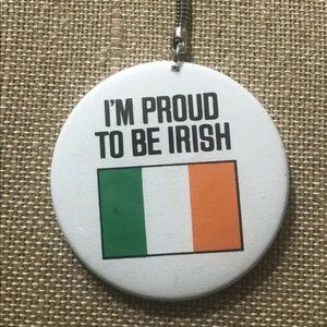 I’M PROUD TO BE IRISH Vintage Button Keychain